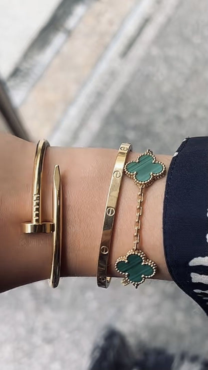 Ensemble de Bracelets Dorés vert – Élégance et Charme Intemporel ✨