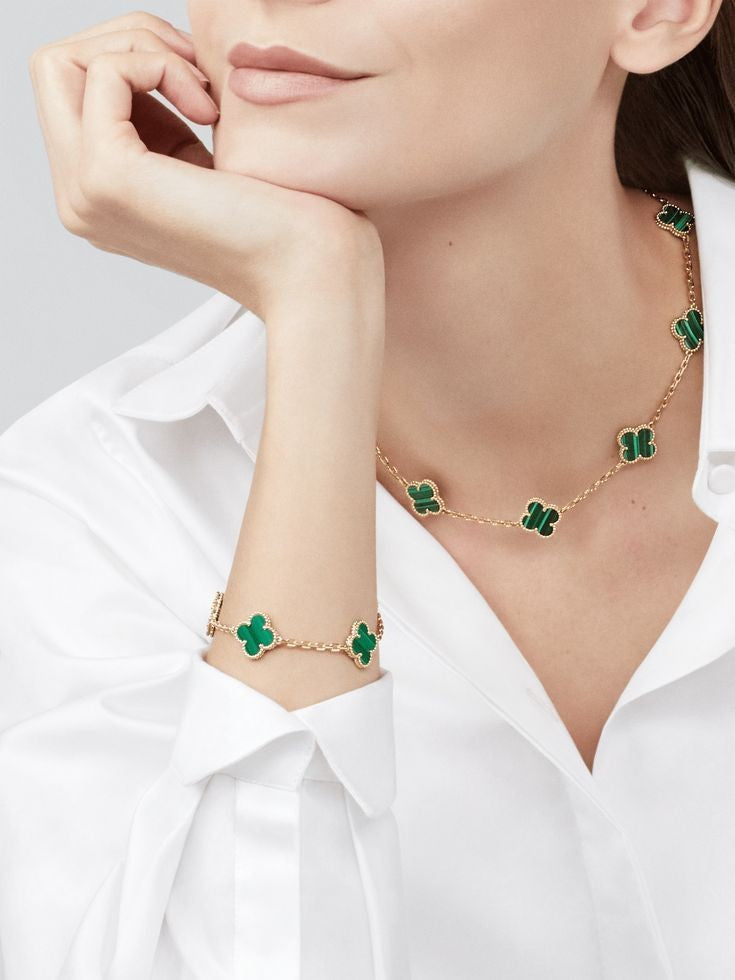 Set Collier et Bracelet Lady of Elegance - Charme Fleuri en Acier Inoxydable