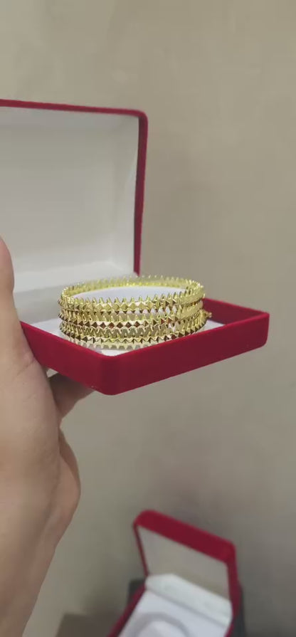Trio bracelet clash